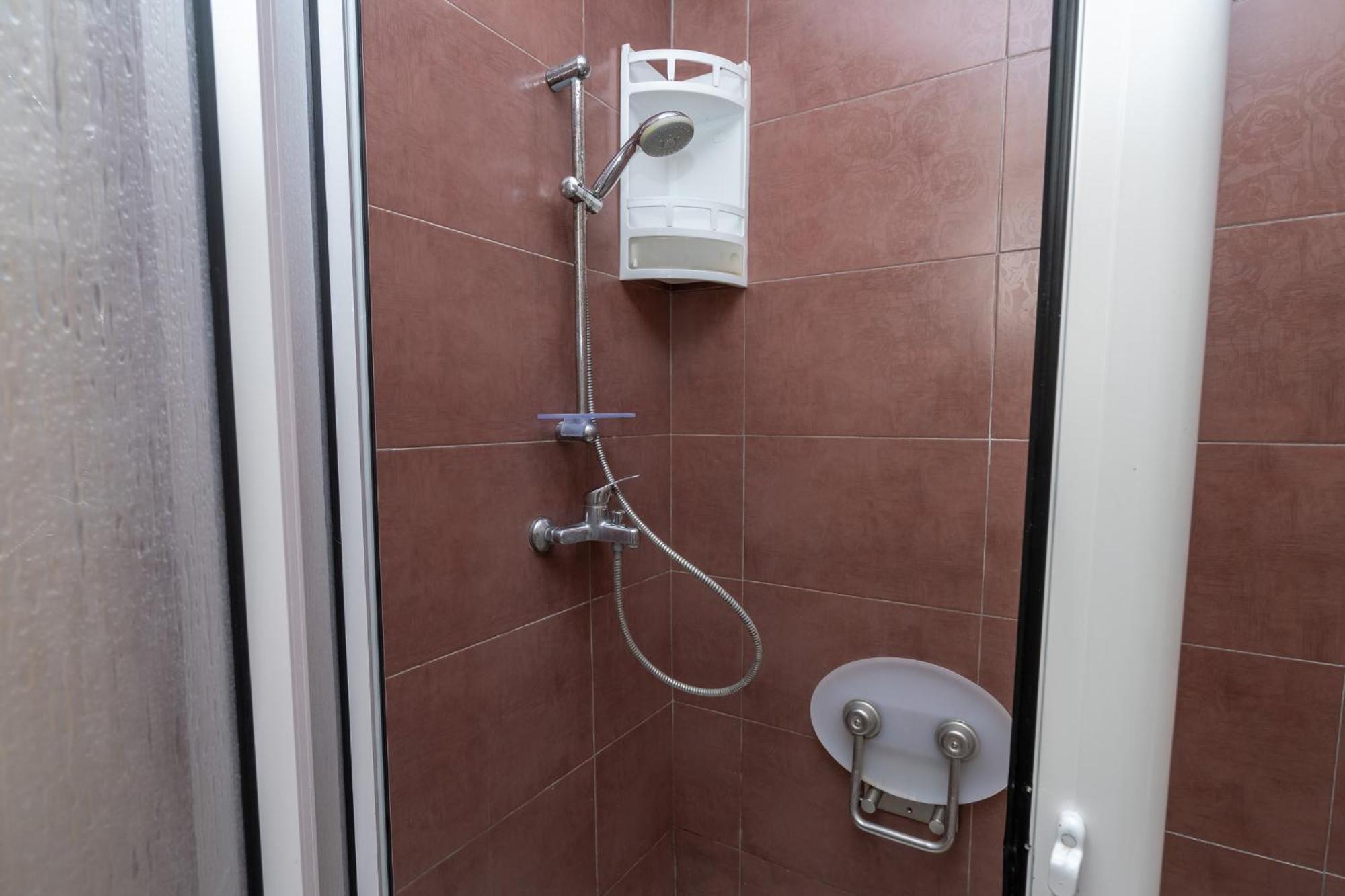 Appartement 2 Pres De La Corniche *